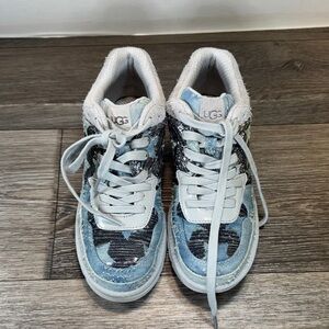 UGG Sneakers with Blue and Silver Sequins woman’s size 7 (j3)